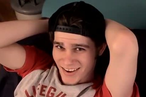 JT Has A Smooth Body And A slutty wazoo