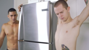 wazoo Controller - Timothy Drake, Topher Di Maggio anal Hump