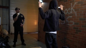 BROMO: American Zane Anders agrees to handjob