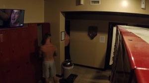 men In Public 23 - wet And delicious - handjob Hook up