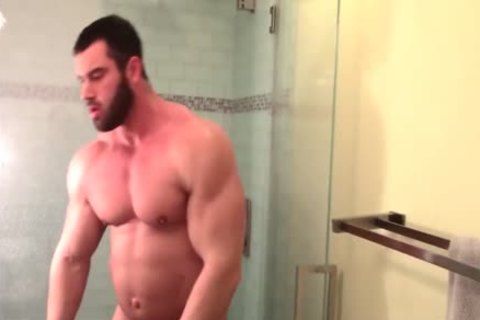 Max Showers