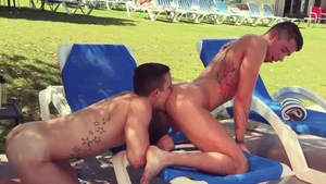 Hot House: Vincent Oreilly together with Nic Sahara