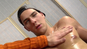 East Boys - Good fucking alongside muscle gay