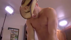 Maskurbate - Beautiful Mike jock teasing video