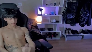 Davis large weenie Russian boy cumshot 6