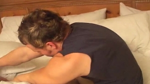 Next Door Male: Kenny's Muscular Tease